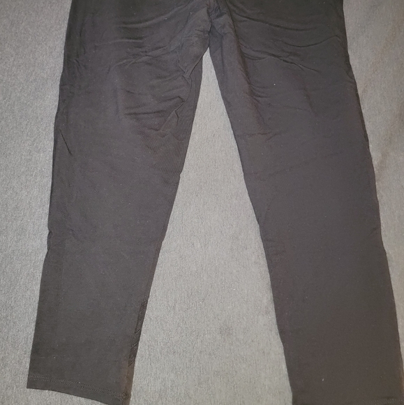 Torrid Active Mesh Detail Ankle Legging - 2XL - Black - Picture 7 of 9